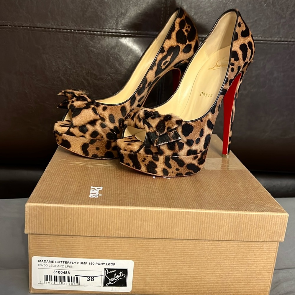 Madame butterfly pump 150 pony leopard louboutin
